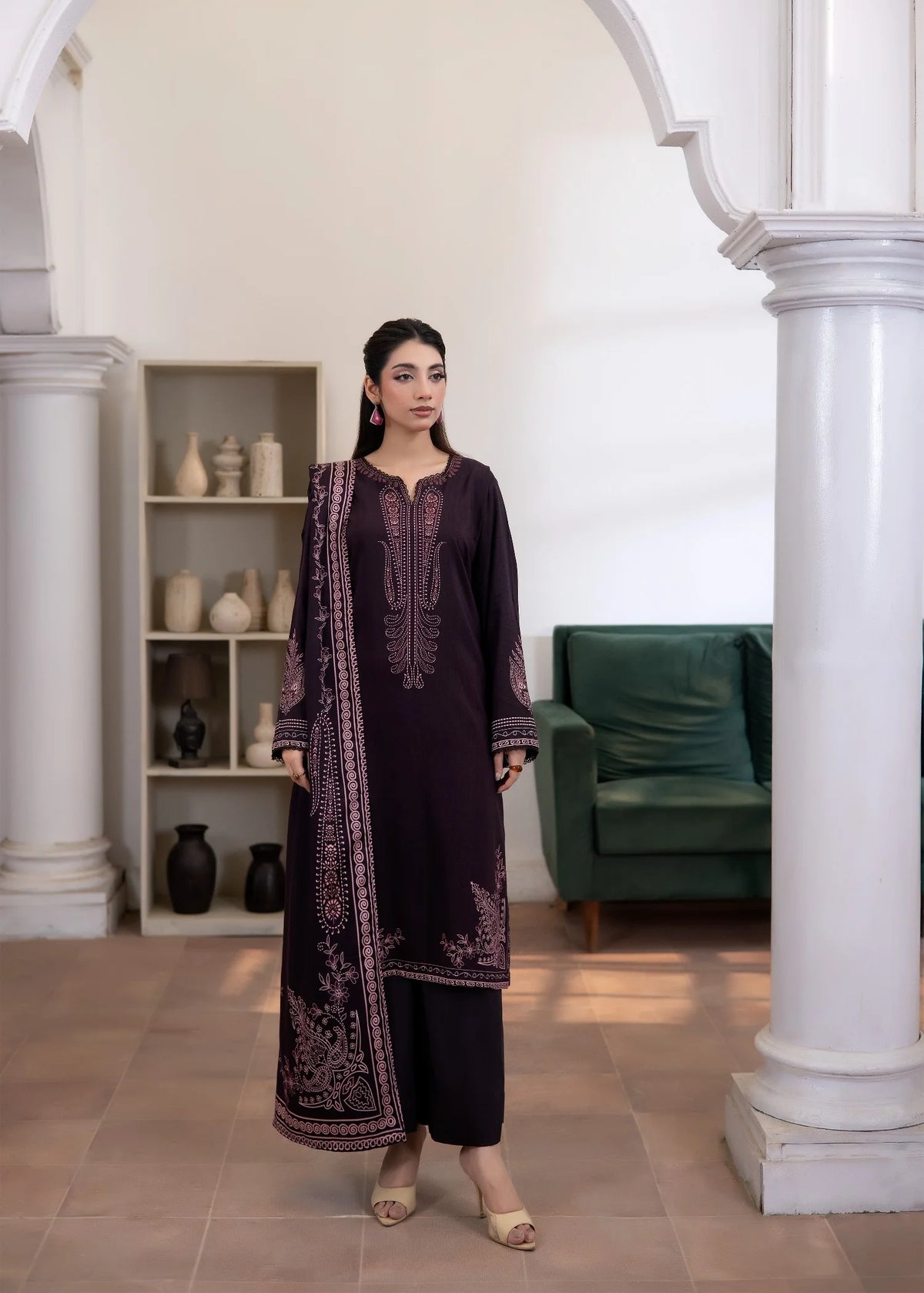 Zareen-01